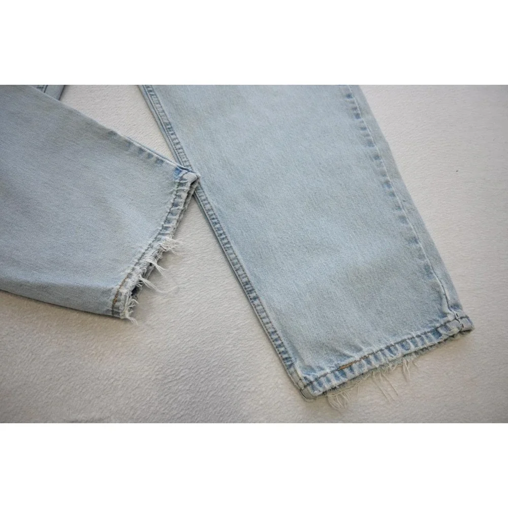 Levis color blue